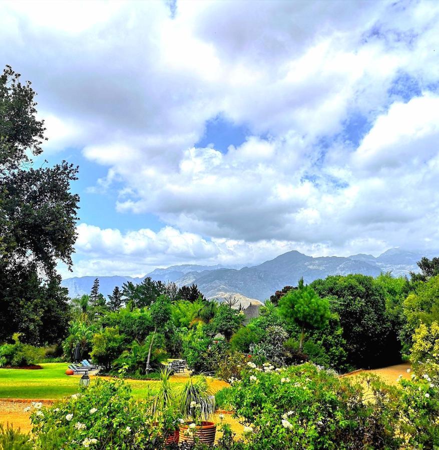 Val D'Or Estate Hotel Franschhoek Exterior photo